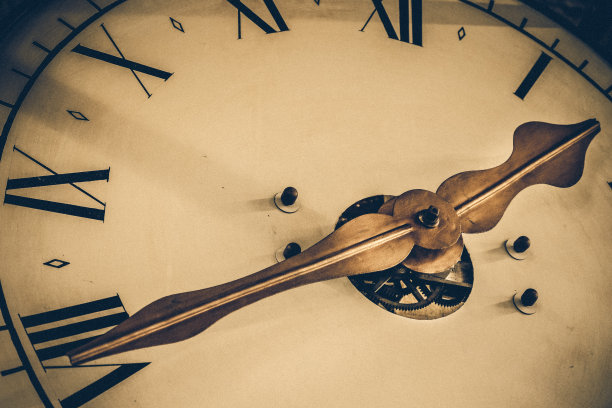 19世纪早期的钟面图片下载