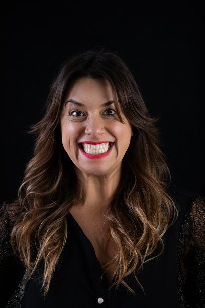 一个美丽的阿根廷女人的肖像图片下载