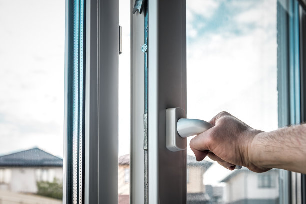 人的手打开窗户图片下载