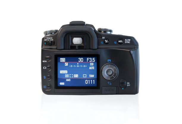 白色背景的单反相机后视图图片下载