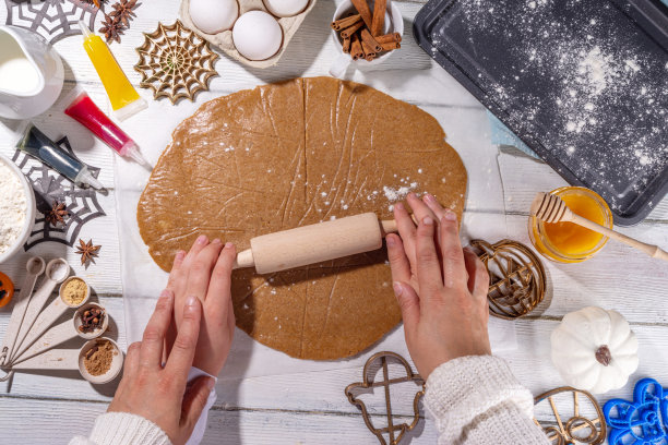 烹饪烘烤万圣节姜饼饼干图片下载