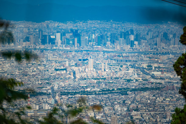 日本神户市六神山山顶附近的关西城市景观。图片下载