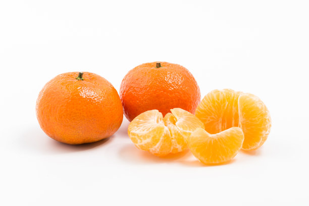 产品摄影:中性背景上的水果。图片下载