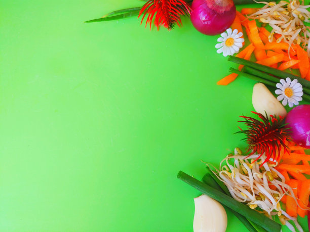 新鲜美味的原料，健康烹饪或沙拉制作绿色背景图片下载