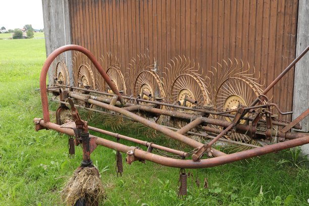 一个旧的干草火炉图片下载