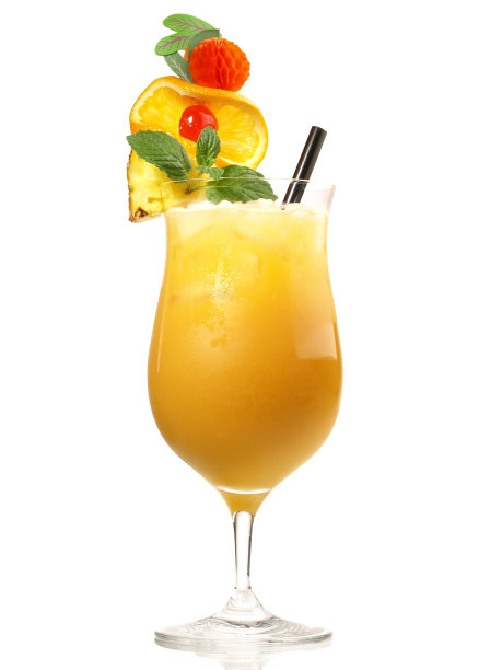 白色背景的迈泰鸡尾酒-孤立图片下载