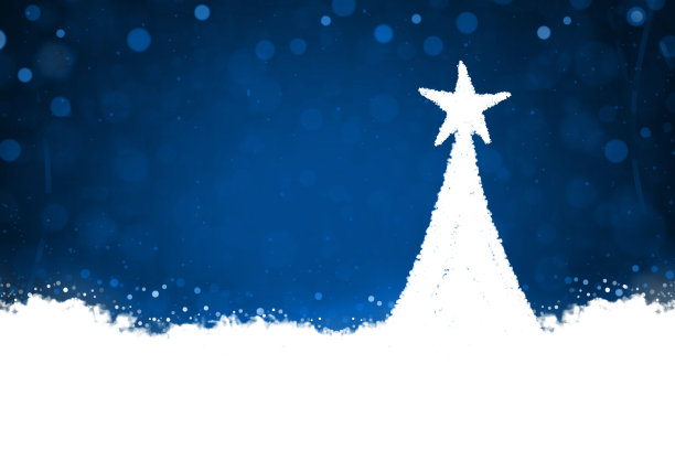 横向暗色午夜海军蓝圣诞背景，一个创意三角形白色雪景圣诞树，顶部有一颗明亮的星星，闪闪发光的点遍布闪闪的背景和底部的雪图片下载
