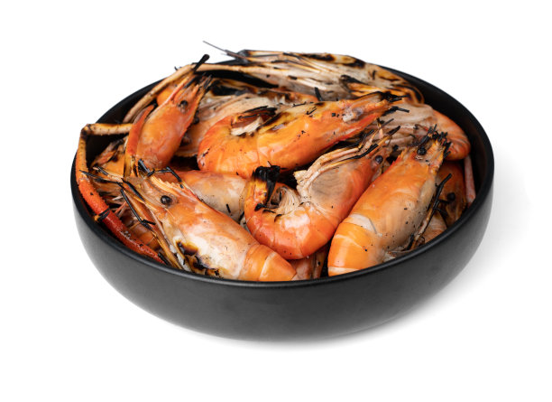 虾烧烤在碗孤立的白色背景图片下载