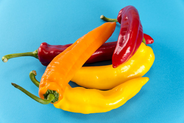 红辣椒和番茄物品图片下载