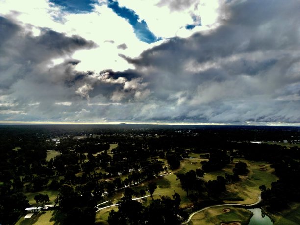 mulwala湖上的桥图片下载