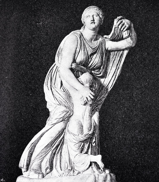 尼俄伯和她最小的女儿雕像图片下载