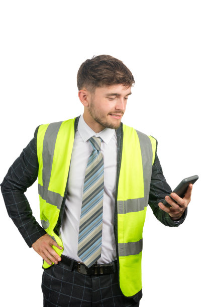 西装革履的男人图片下载