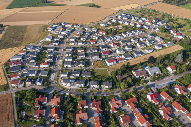 上层房屋发展图片下载