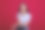 单身女人。美丽的东欧女人的肖像在红色的背景。图片下载
