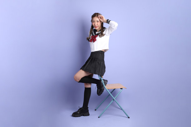 亚洲女学生图片下载