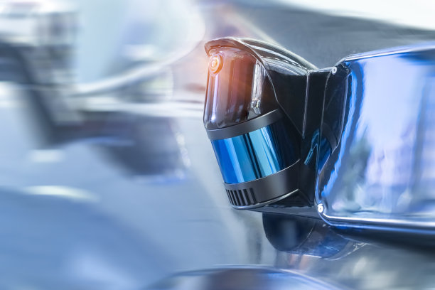 高清晰度激光雷达和摄像头传感器用于自动驾驶汽车的传感器图片下载