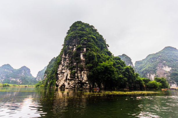 凡龙自然保护区生态系统多样，自然风光优美图片下载