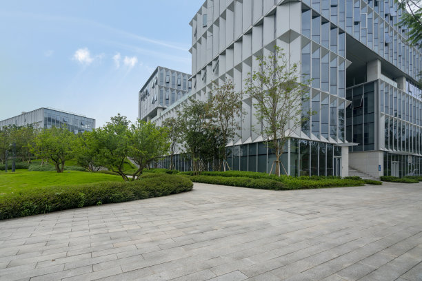 中国重庆科技园的空置楼层和现代化办公楼图片下载