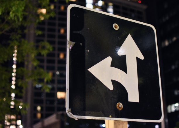 箭头路牌图片下载