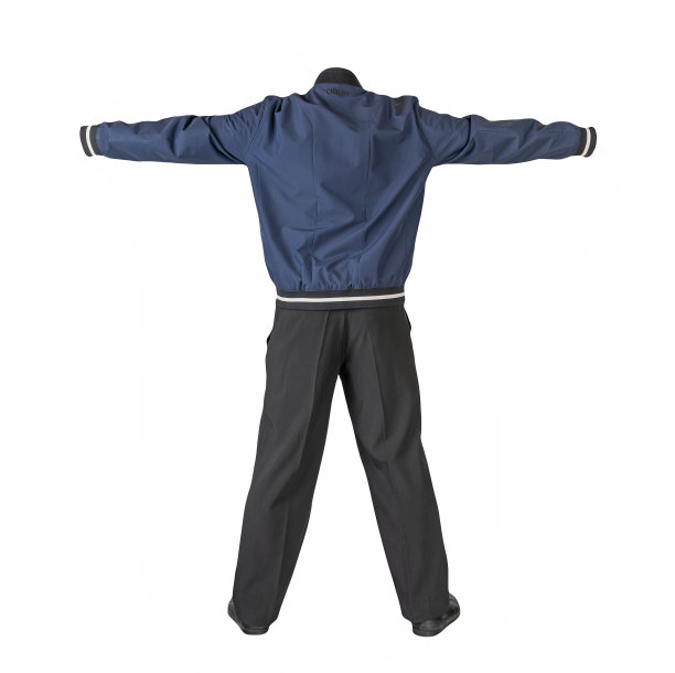 男士夹克，裤子和皮鞋孤立在白色背景上。图片下载