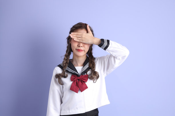 亚洲女学生图片下载