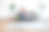 妈妈和孩子一边看卡通片一边打扫电子设备图片下载