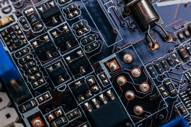 电路板维修。电子硬件现代化技术。数字个人计算机主板芯片。科技背景。集成通信处理器。信息工程组件图片下载