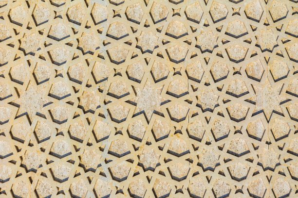 色彩丰富的复古表面，古老的东方图案。背景是具有装饰价值的纹理。用于覆盖或纹理设计图片下载