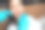 医疗保健和医药概念。年轻女子在牙医办公室检查检查结果。图片下载