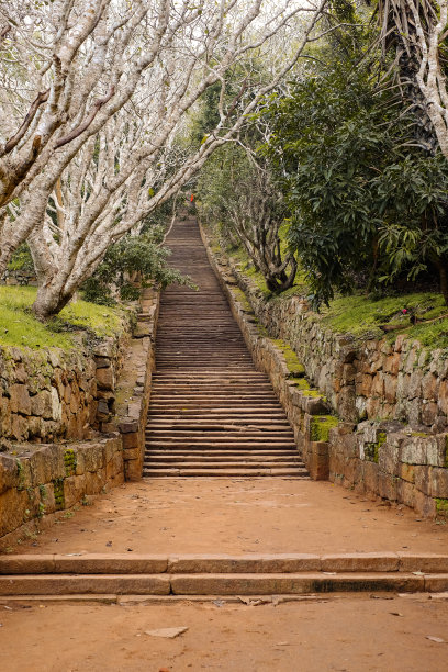 通往山圣所的米欣塔莱古阶梯图片下载