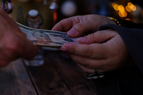 女性手的特写图片下载