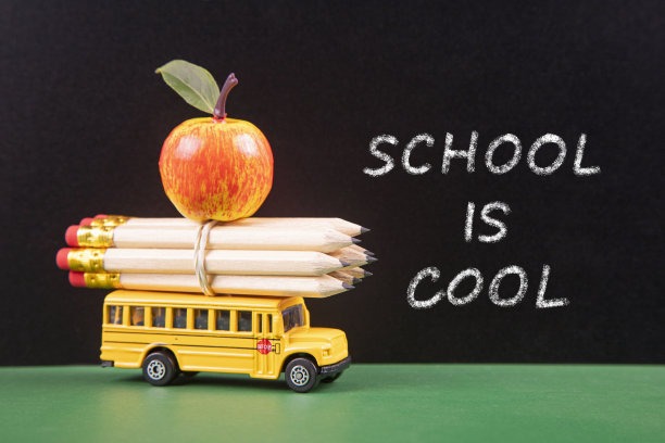 学校很酷图片下载