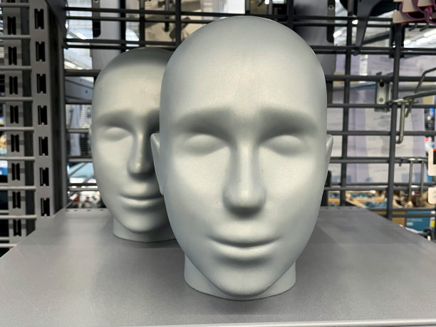 灰色人体模型的头图片下载