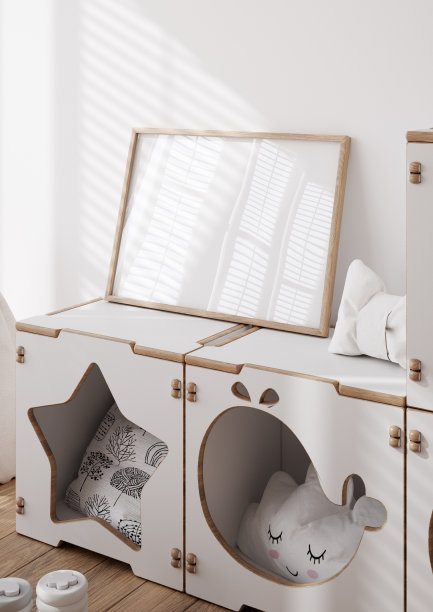 用天然木制家具模拟儿童房的框架图片下载