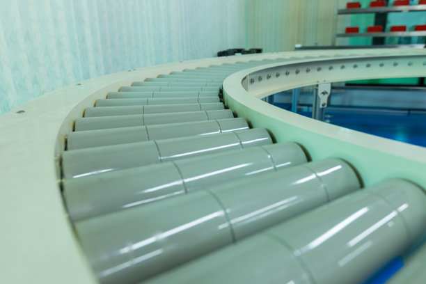 机器人工程师发明了可以取代人类的未来机器人。图片下载