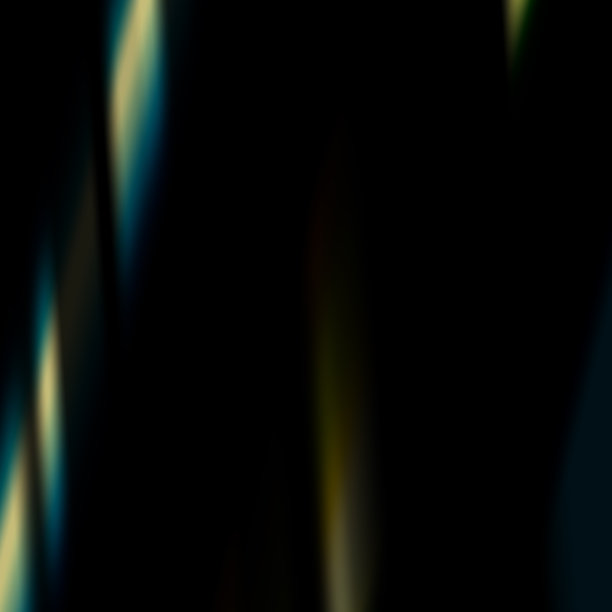 设计的电影纹理背景与重颗粒，灰尘和光泄漏真实镜头耀斑拍摄在工作室黑色背景。易于添加为覆盖或屏幕过滤器的照片覆盖图片下载