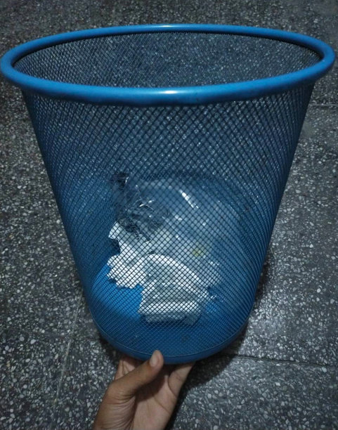 家庭垃圾图片下载