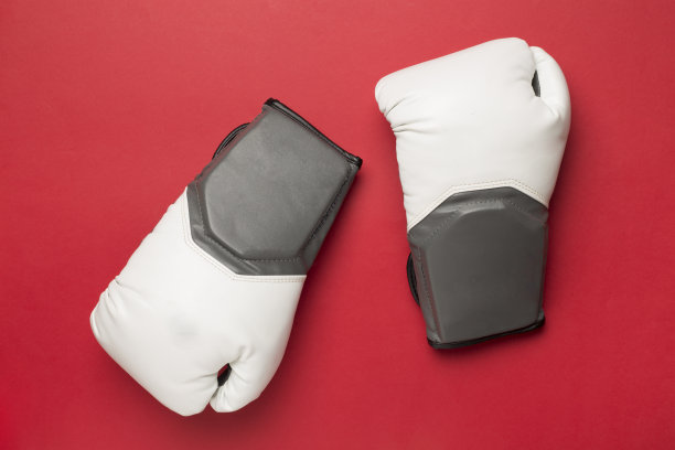 武术手套彩色背景，俯视图图片下载