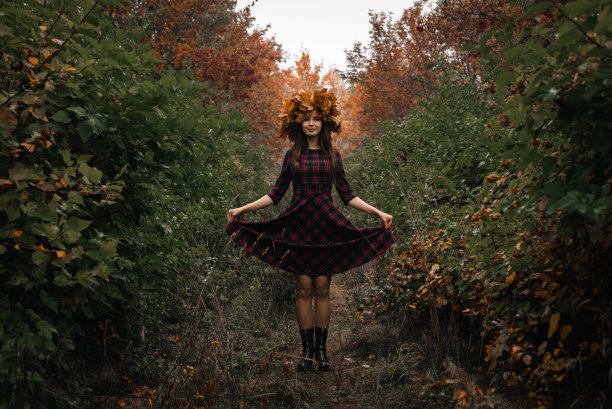 秋画像女人图片下载