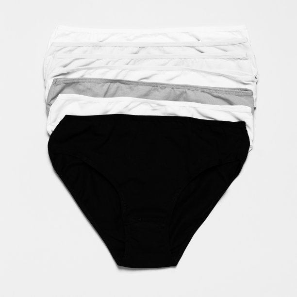 一套多色的女性内裤由棉花制成的特写黑白照片图片下载