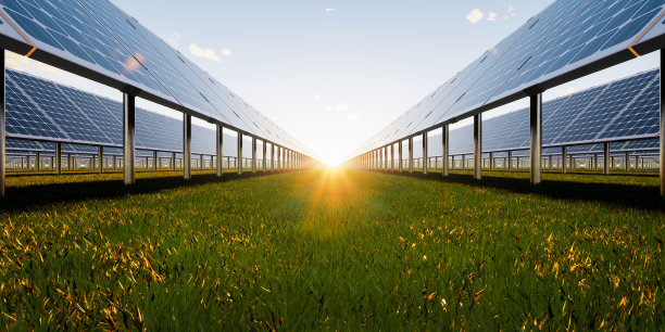3d渲染的太阳能农场，田地或太阳能发电厂的清洁绿色能源。图片下载