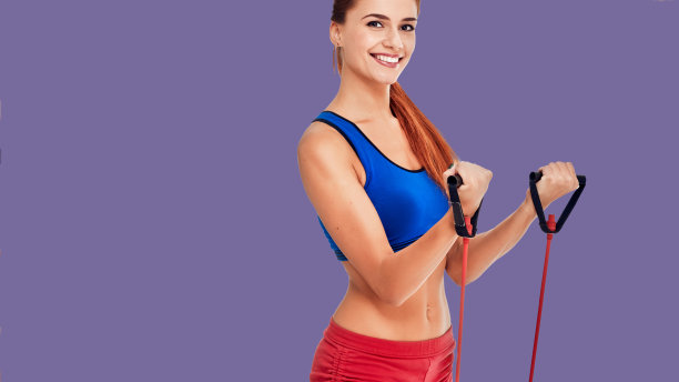 年轻女子健身图片下载