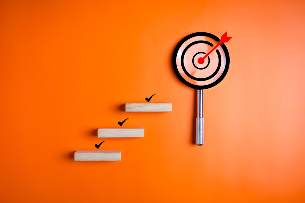 目标目标图标用放大镜显示业务目标目标目标概念，业务战略规划管理，业务流程开发，质量控制评估业务目标图片下载