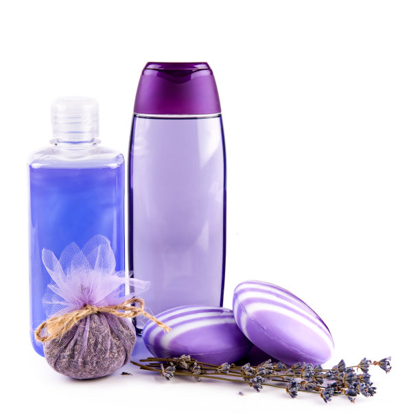 香皂、香波、薰衣草花等卫生用品隔离就白了。文本的自由空间。图片下载