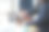 业务团队用现代笔记本电脑分析收入图表。业务分析和战略概念。图片下载