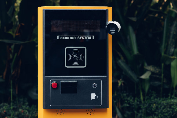 停车场自动进入系统。楼宇门禁、收费站、闭路电视监控系统图片下载