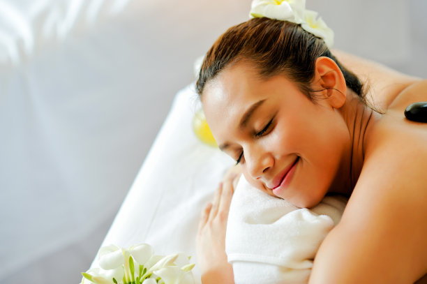 水疗、全身按摩肌肤、身体治疗、放松、心灵疗愈、宁静香油按摩、泰式按摩、健康按摩图片下载