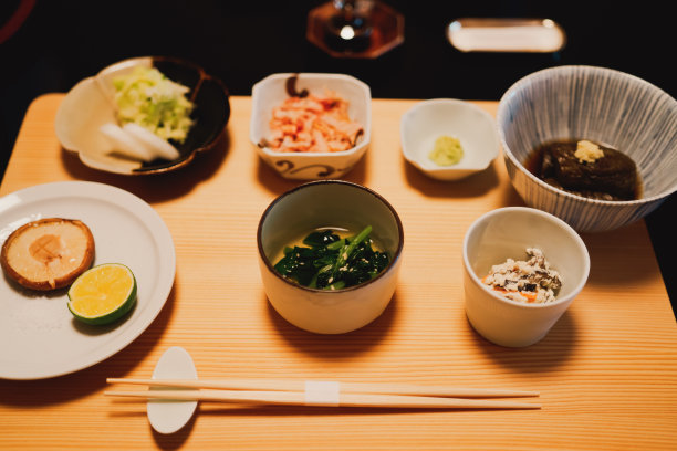 在旅馆吃的饭图片下载