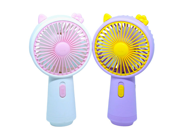 带手柄的迷你电风扇，白色背景隔离。概念:在天气炎热时非常有用的便携式电气设备图片下载