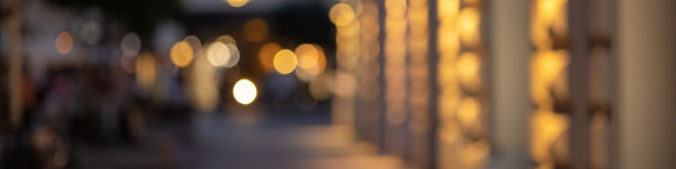 横幅模糊的背景傍晚街道灯火通明图片下载